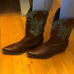 Cowboys boots